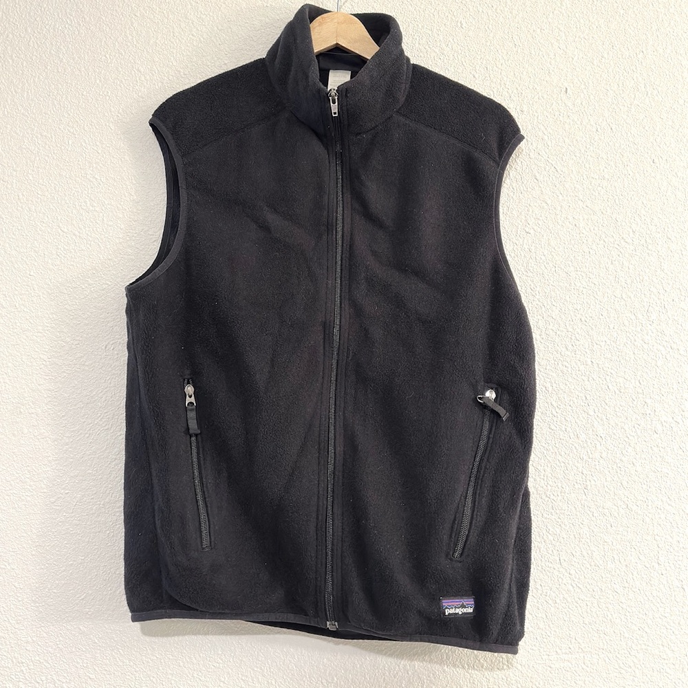 Patagonia Men's Black Synchilla Vest